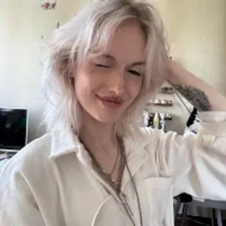 Profile photo of lezzycrown