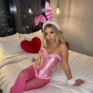 Profile photo of mika_rayy
