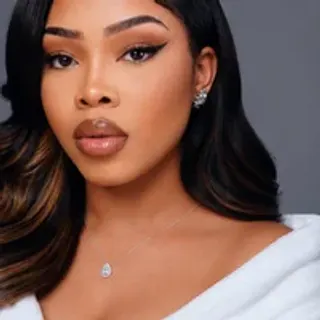 Profile photo of goldie_lexi