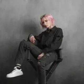 Profile photo of _helencarter