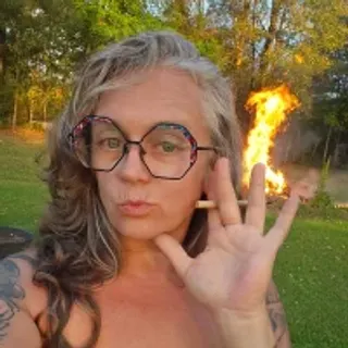 Profile photo of blondejenn