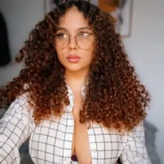 Profile photo of bloom_noor