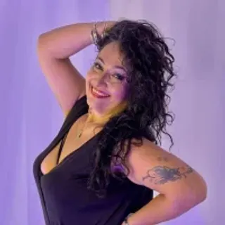 Profile photo of alessandraleroy