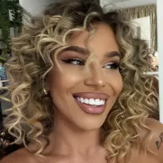 Profile photo of _milagoddesss