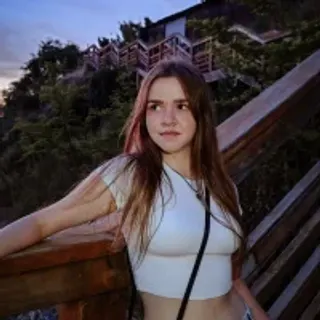Profile photo of queenbeatrice