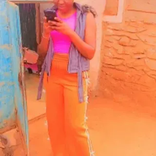 Profile photo of lolo_lisa