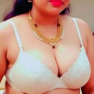 Profile photo of tamil_hot_shalini