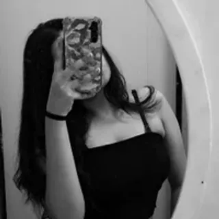 Profile photo of simaran_9
