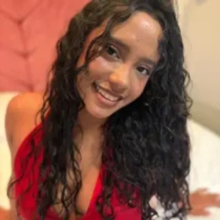 Profile photo of lyra_monroe