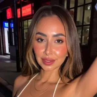 Profile photo of vixen_allure