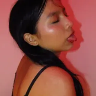 Profile photo of moon_ashley_