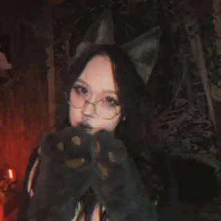 Profile photo of chloe_crystall_killer