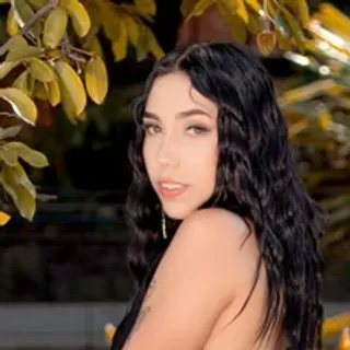 Profile photo of arialuxx