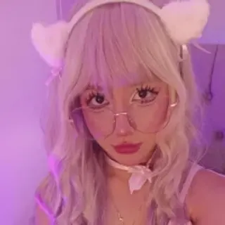 Profile photo of angelina_honey_