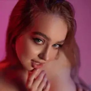 Profile photo of elyssawetxx