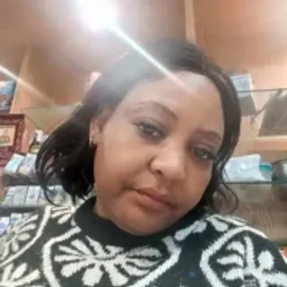Profile photo of qeeneve