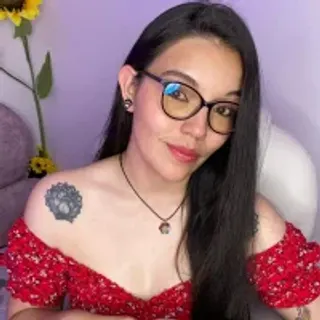 Profile photo of emma_lakshmi