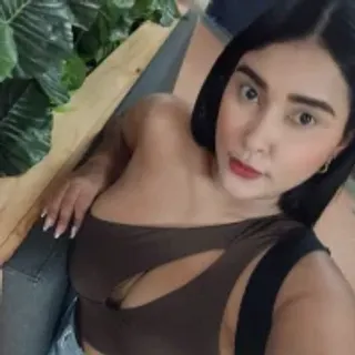 Profile photo of _cherry_rose_