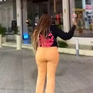 Profile photo of sexy_ellle