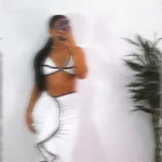 Profile photo of mia_zey