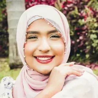 Profile photo of amira-zahra