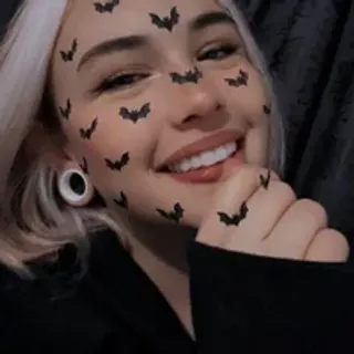 Profile photo of foxie1a_a