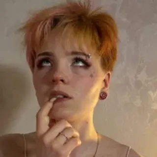 Profile photo of furry_foxy