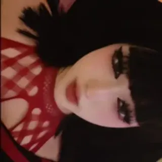 Profile photo of lil_calcifer