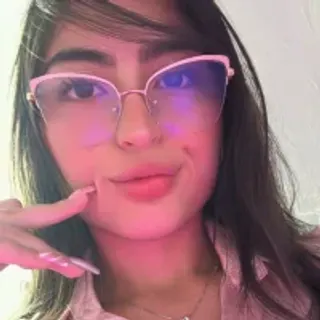 Profile photo of blue_petite