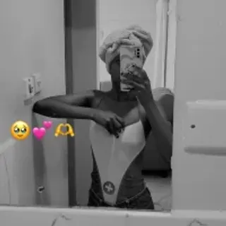 Profile photo of honey-doll