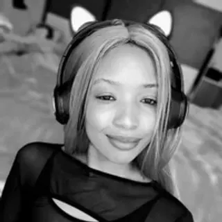 Profile photo of starbarbiee