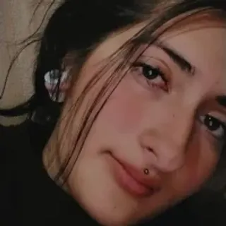 Profile photo of luna-connor