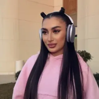 Profile photo of mynaomi