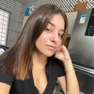 Profile photo of marinalopesss