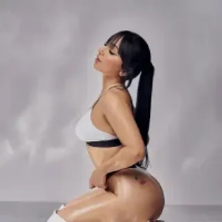 Profile photo of naughtybunnyy_1