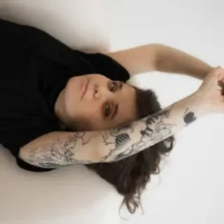 Profile photo of melodycharm_