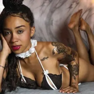 Profile photo of kinky_dance