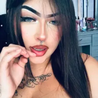 Profile photo of hollycute__