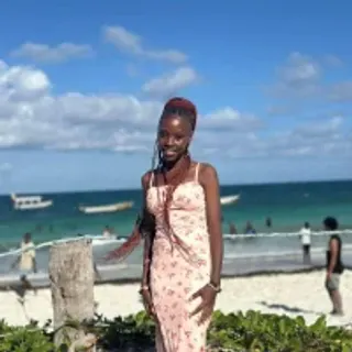 Profile photo of petite_clara2