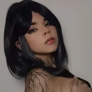 Profile photo of roxy_zen_