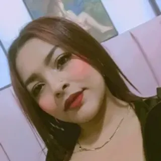 Profile photo of karolmoon_tay