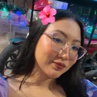 Profile photo of caroline_clark_