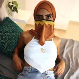 Profile photo of inaya_lux