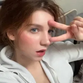 Profile photo of kissme_kira
