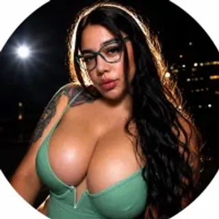 Profile photo of andreabustyy