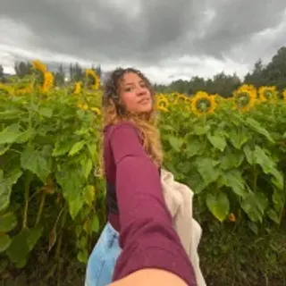 Profile photo of violet_hiill
