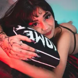 Profile photo of _nanaleon_
