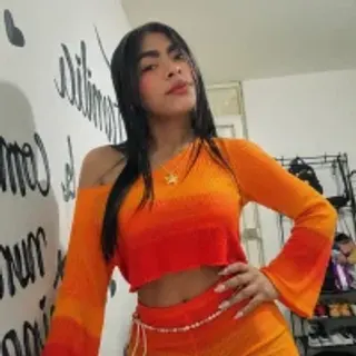 Profile photo of valeery_cinnamon