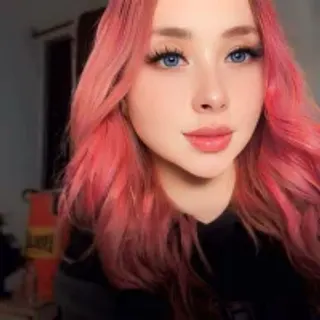 Profile photo of sophia_luxxx