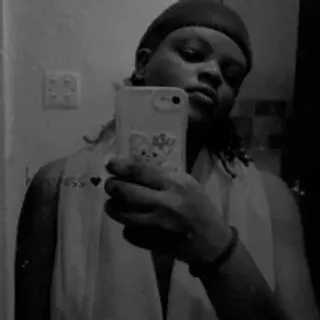 Profile photo of moanqueen02